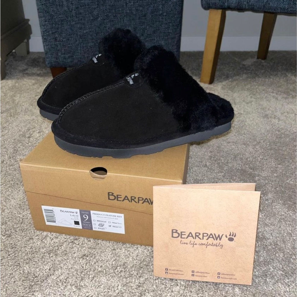 Women’s size 9 Bearpaw Loki II slippers - brand new in box